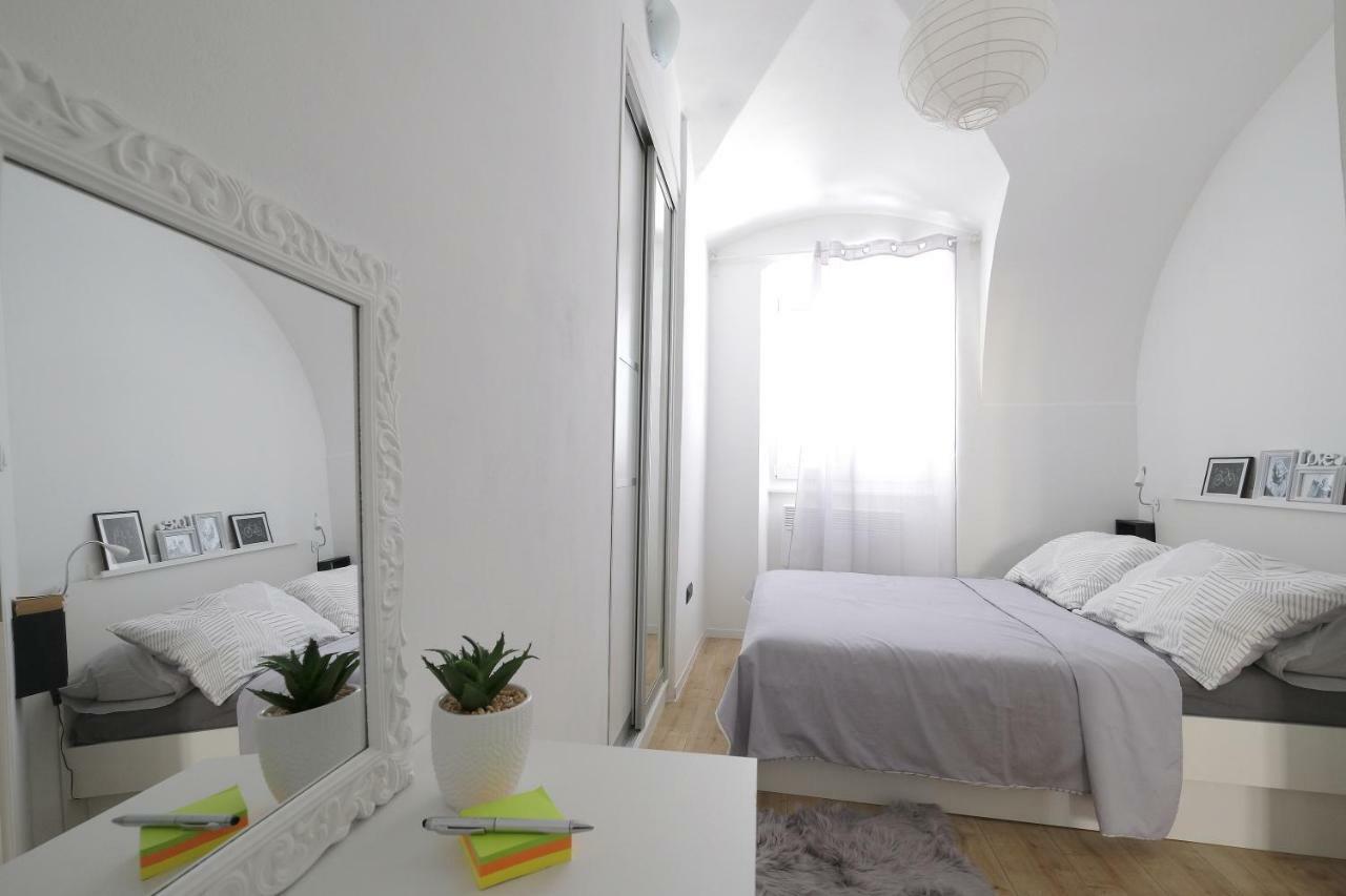 Stone Gate Apartamento Zagreb Exterior foto